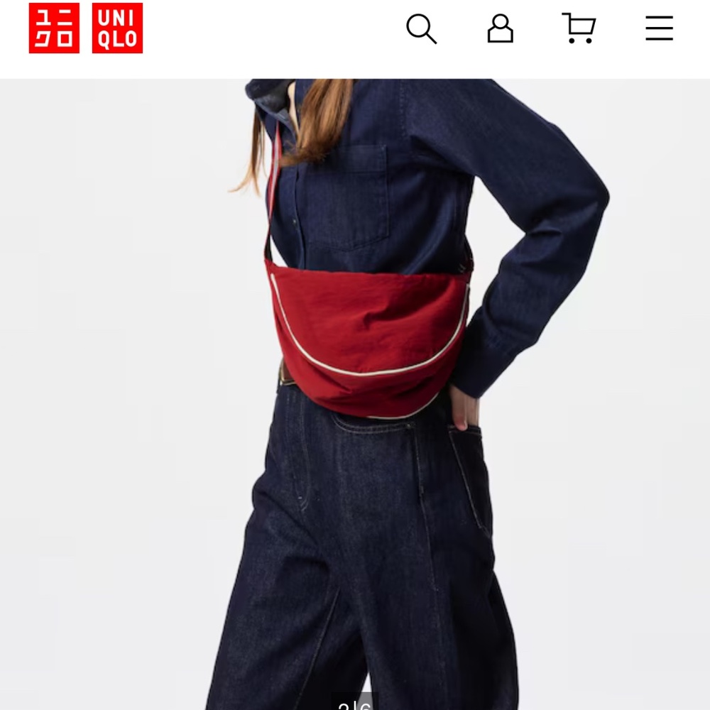 Uniqlo red shoulder bag